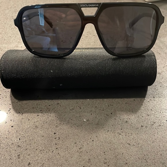 Unisex Dolce&Gabbana 55mm Aviator Shades in great condition